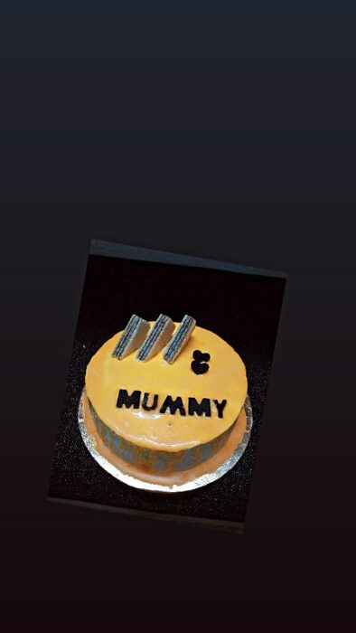 Home cakes.
