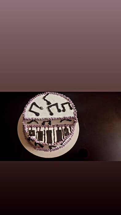 Home cakes.